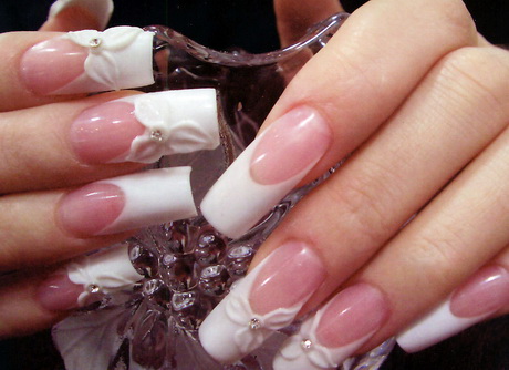 beautiful-french-nails-51_4 Frumoase unghii franceze