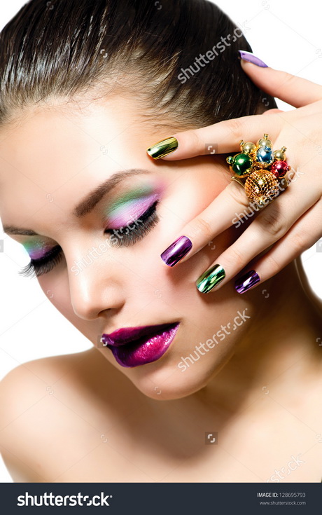 beautiful-girl-nails-70_16 Fata frumoasa unghiile