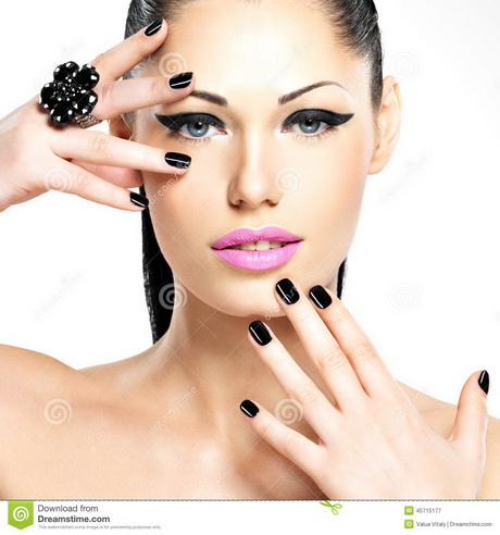 beautiful-girl-nails-70_18 Fata frumoasa unghiile