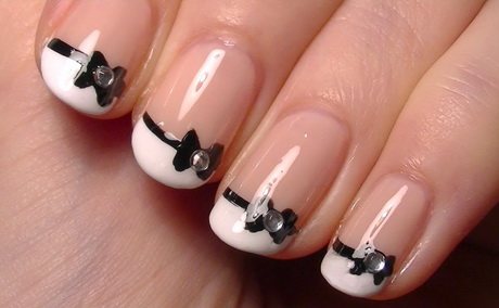 beautiful-nail-art-for-short-nails-86_10 Unghii frumoase pentru unghii scurte