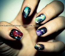beautiful-painted-nails-79_14 Unghii frumoase pictate