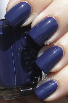 blue-nail-polish-05_11 Lac de unghii albastru