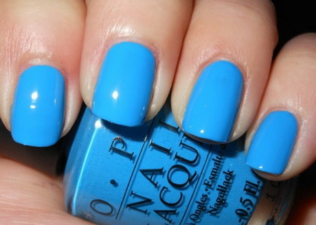 blue-nail-polish-05_15 Lac de unghii albastru