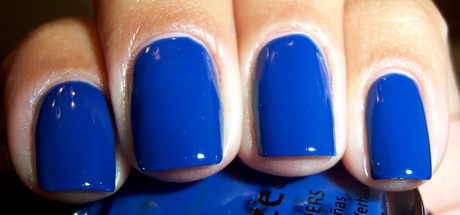 blue-nail-polish-05_18 Lac de unghii albastru