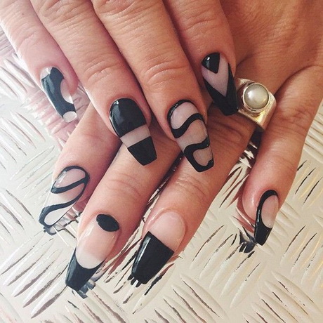 cool-black-nail-polish-designs-52_10 Modele Cool de lacuri de unghii negre