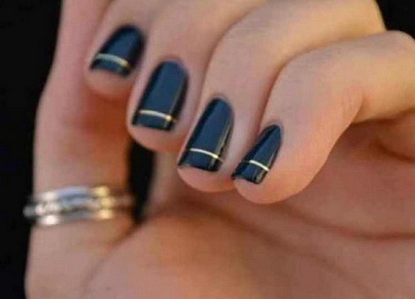 cool-black-nail-polish-designs-52_2 Modele Cool de lacuri de unghii negre
