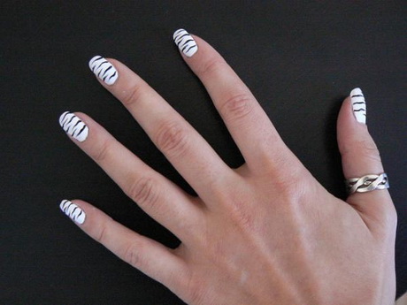 nail-polish-patterns-92_14 Modele de lacuri de unghii