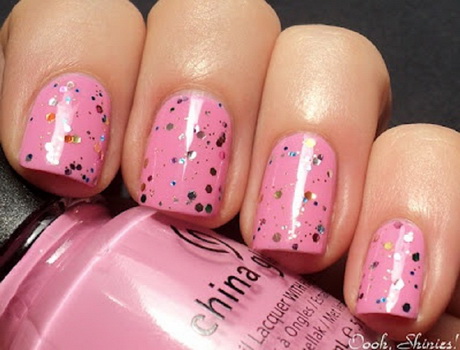 pink-nail-polish-designs-21_18 Modele de lacuri de unghii roz