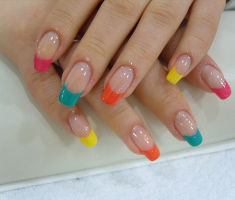 two-color-nail-polish-designs-51_6 Două modele de lacuri de unghii de culoare