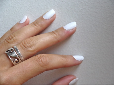 white-nail-polish-nail-art-46_2 Alb lac de unghii nail art