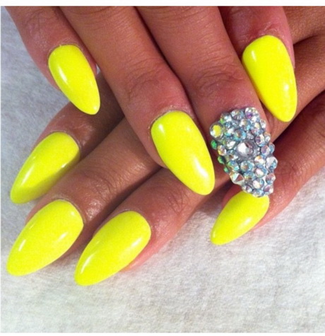 yellow-nails-67_17 Cuie galbene