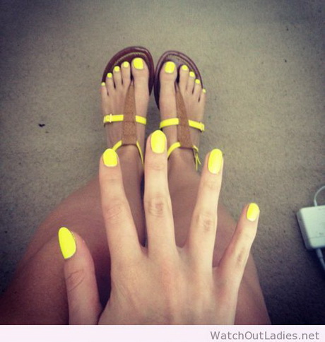 yellow-nails-67_20 Cuie galbene