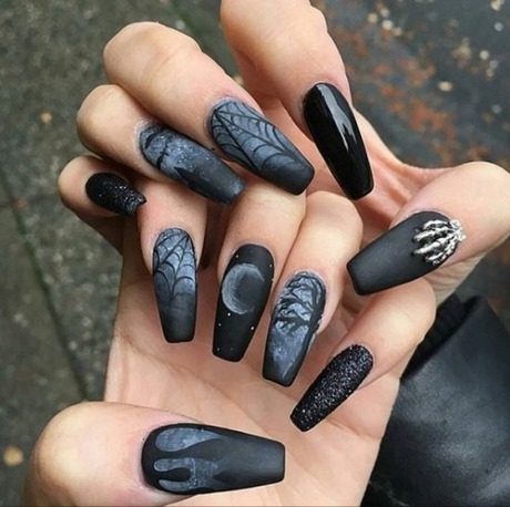 black-matte-nails-coffin-58_10 Negru mat cuie sicriu