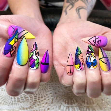 bright-color-nail-designs-64_17 Modele de unghii de culoare strălucitoare