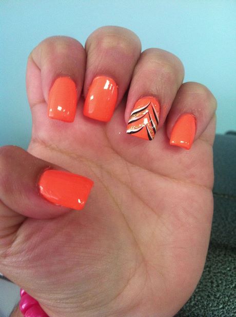 bright-orange-nail-designs-63_3 Modele de unghii portocalii strălucitoare