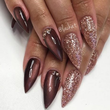 brown-and-gold-nail-designs-80_9 Modele de unghii maro și auriu