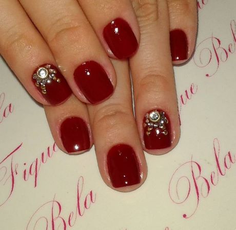 classy-red-nail-designs-62_9 Modele clasice de unghii roșii