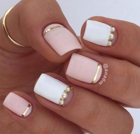 classy-short-nail-designs-79 Modele clasice de unghii scurte