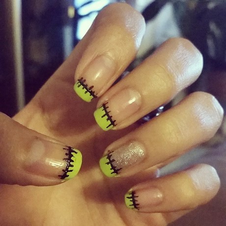 cute-and-easy-halloween-nails-66_18 Unghii drăguțe și ușoare de halloween