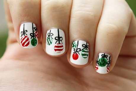 cute-christmas-nail-designs-for-short-nails-87_10 Modele drăguțe de unghii de Crăciun pentru unghii scurte
