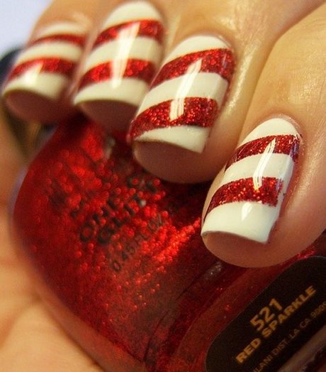 cute-easy-nail-designs-for-christmas-59_14 Modele drăguțe de unghii ușoare pentru Crăciun