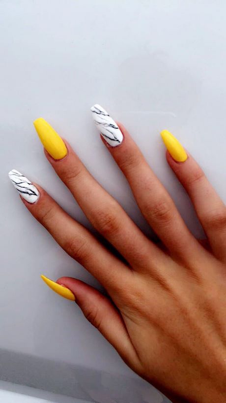 cute-nail-acrylic-designs-30_17 Drăguț unghii acrilice modele