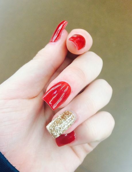 cute-red-and-gold-nails-57_3 Drăguț roșu și aur cuie