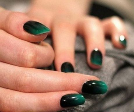 emerald-green-nail-designs-45_13 Modele de unghii verde smarald