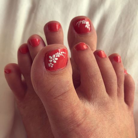 flower-toenail-designs-30 Flori toenail modele