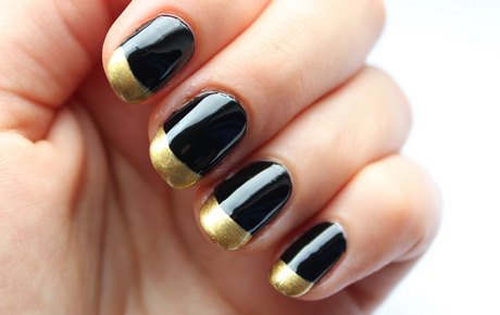 french-nails-with-gold-design-59_5 Unghii franceze cu design de aur