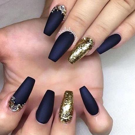 gold-nails-with-design-23_15 Cuie de aur cu design