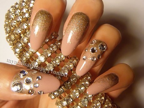 gold-nails-with-design-23_2 Cuie de aur cu design
