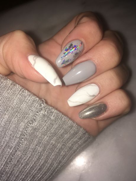 grey-and-marble-nails-25_12 Cuie gri și marmură