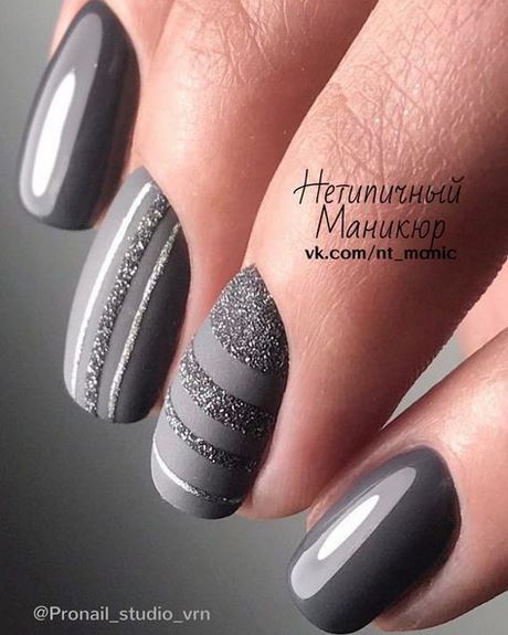 grey-nail-art-designs-17_17 Modele de unghii gri