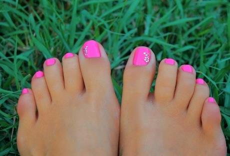 hot-pink-toe-nail-designs-96_11 Modele de unghii roz roz
