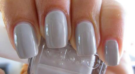 light-grey-nail-designs-46_14 Modele de unghii gri deschis