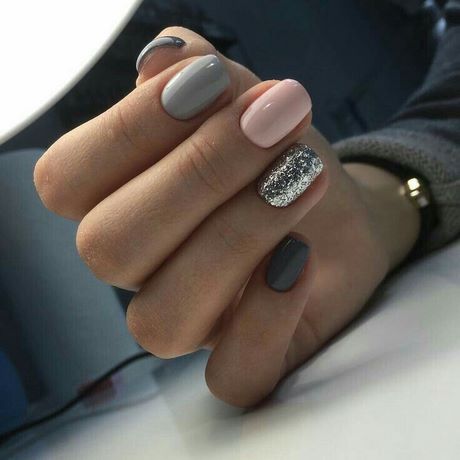 light-grey-nail-designs-46_16 Modele de unghii gri deschis