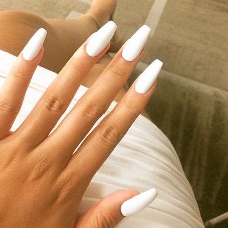 matte-white-coffin-nails-84_3 Cuie de sicriu alb mat