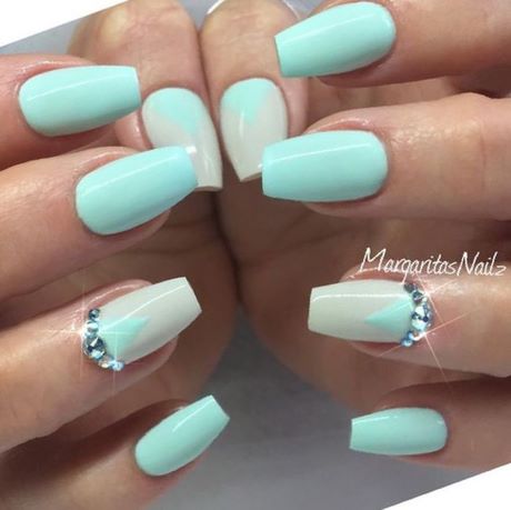 mint-green-nails-with-designs-38_8 Menta verde cuie cu modele
