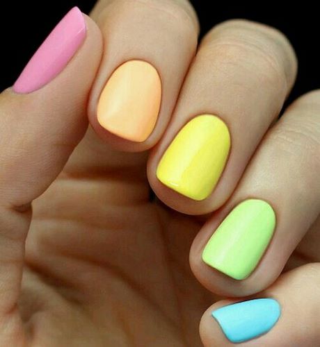 multi-color-nail-ideas-47 Idei de unghii multicolore