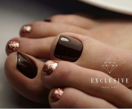 nail-designs-brown-and-gold-15_14 Modele de unghii maro și auriu