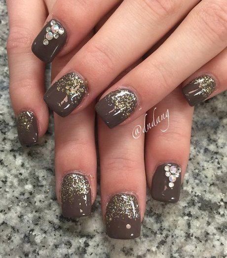 nail-designs-brown-and-gold-15_8 Modele de unghii maro și auriu