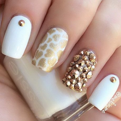 nail-designs-with-white-and-gold-59_3 Modele de unghii cu alb și aur