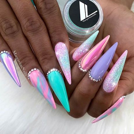 ombre-nails-with-design-95_9 Ombre cuie cu design