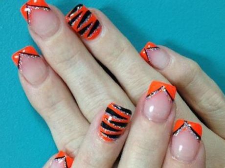 orange-and-black-nail-designs-87_5 Modele de unghii portocalii și negre