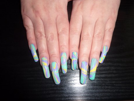 pastel-marble-nails-18_9 Cuie de marmură Pastel