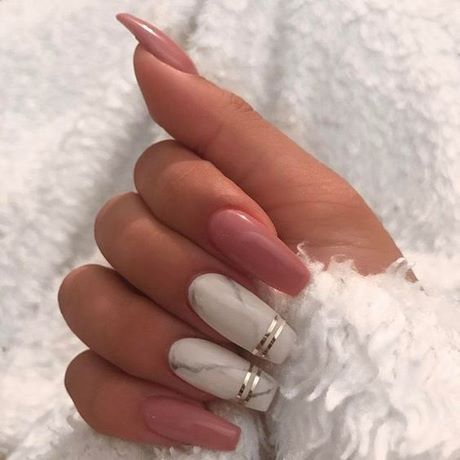 pink-and-white-marble-nails-35_17 Roz și unghii de marmură albă