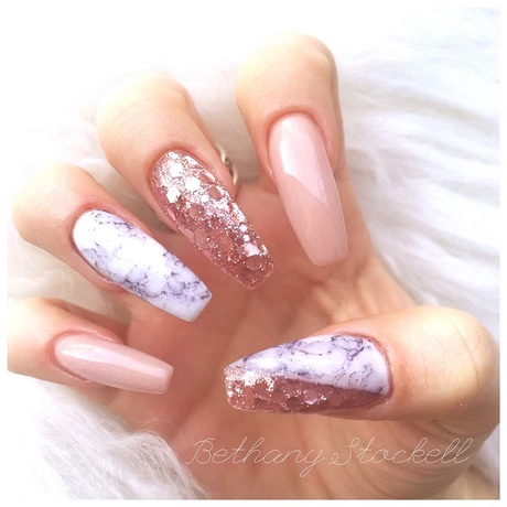 pink-and-white-marble-nails-35_4 Roz și unghii de marmură albă