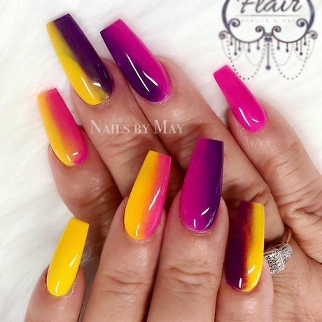 pink-and-yellow-nail-designs-41_11 Modele de unghii roz și galben