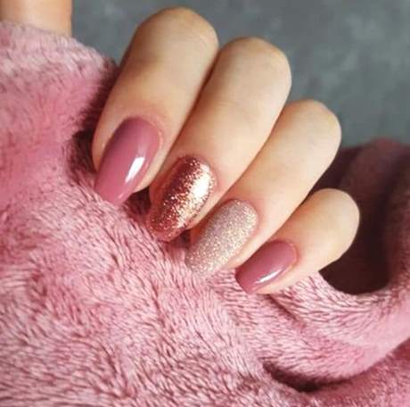 pink-gold-nail-art-88_14 Arta unghiilor de aur roz